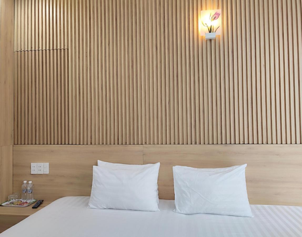 Thanh Hien Hb Hotel Дананг Екстериор снимка