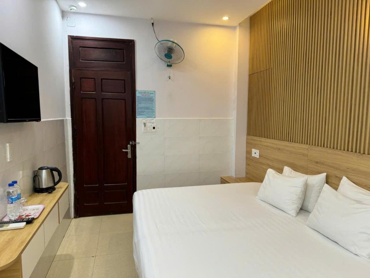 Thanh Hien Hb Hotel Дананг Екстериор снимка