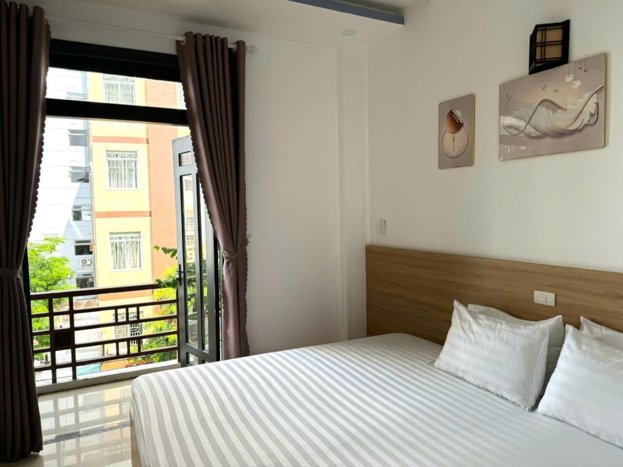 Thanh Hien Hb Hotel Дананг Екстериор снимка